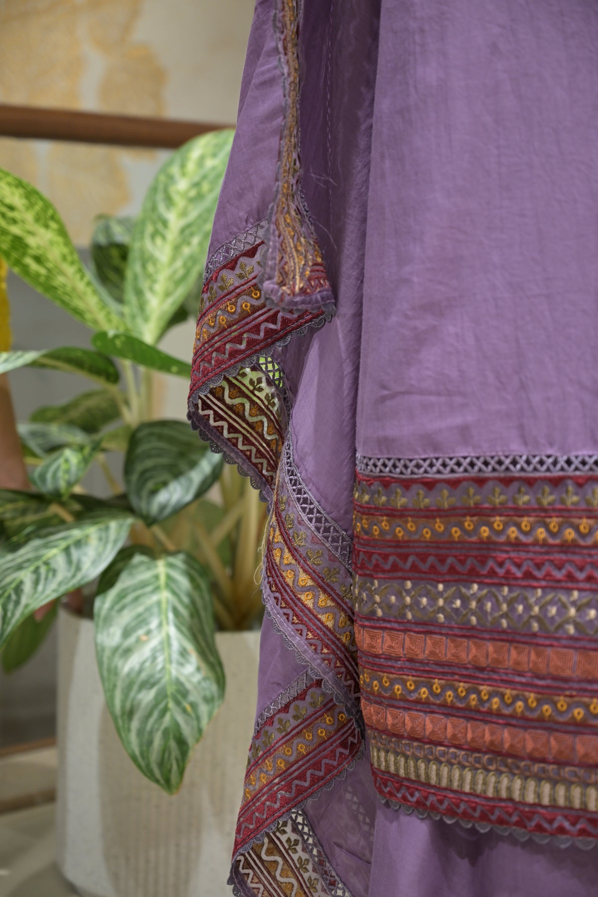 Pure Malmal Cotton Suit Set with Thread , Crepe Bottom & Matching Dupatta