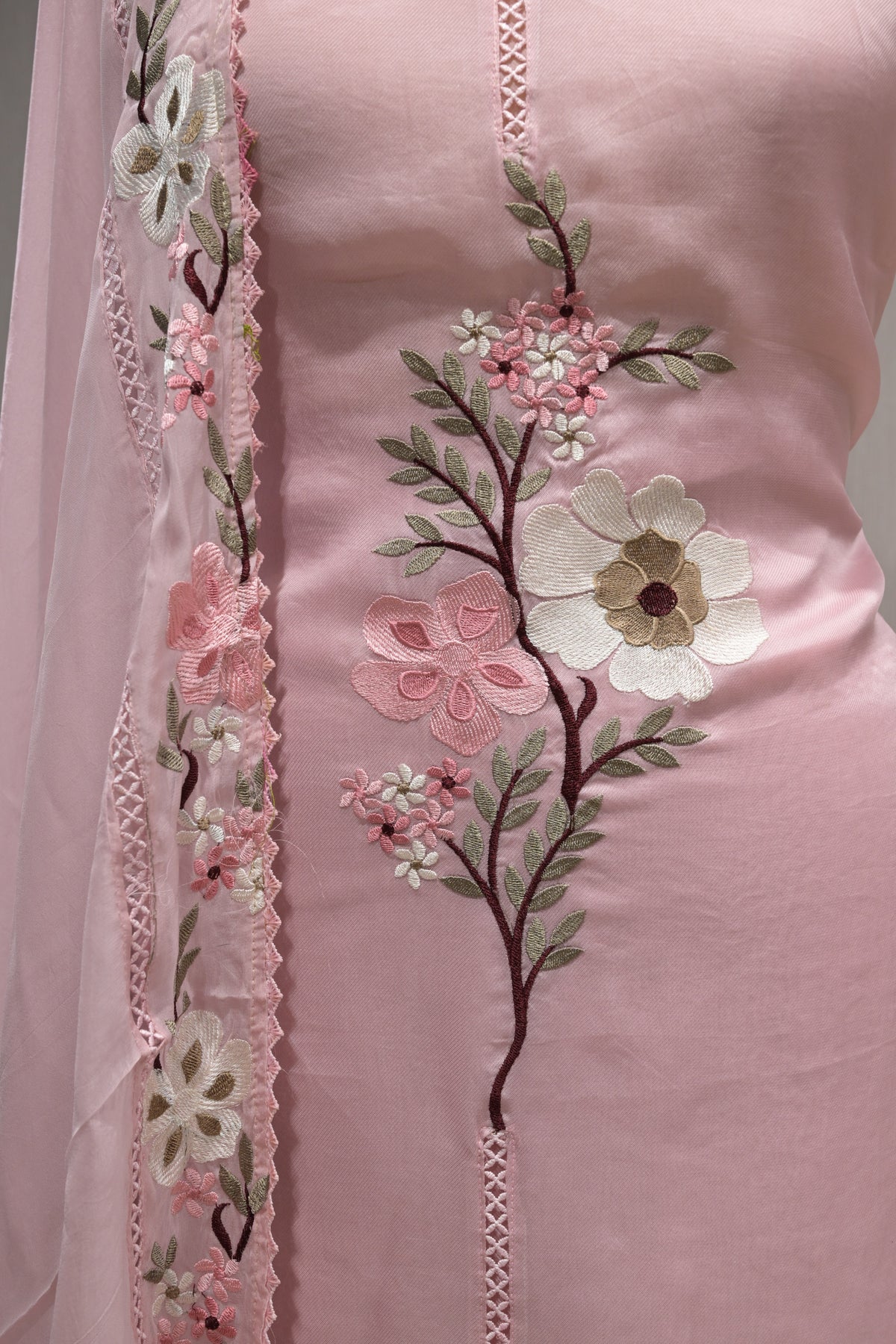 Premium Organza Embroidered Suit Set with Matching Dupatta with Thread Embrodery