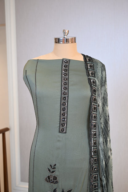 Elegant Hand-Embroidered Organza Suit Set