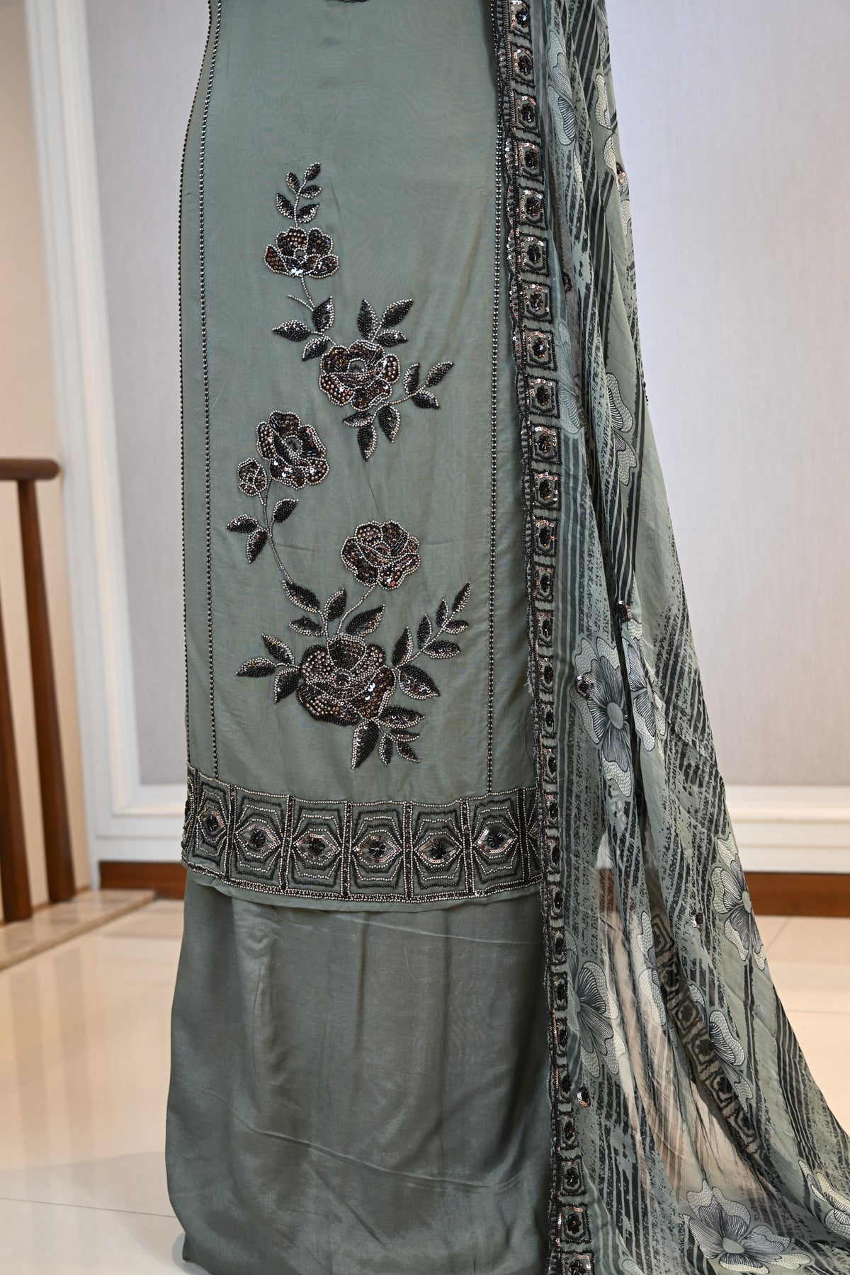 Elegant Hand-Embroidered Organza Suit Set