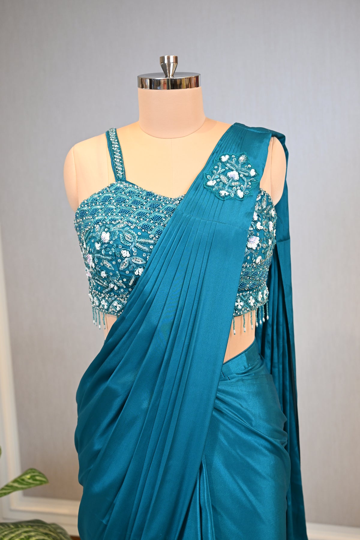 Crafted In Luxurious Chinnon Elegant Drape Saree