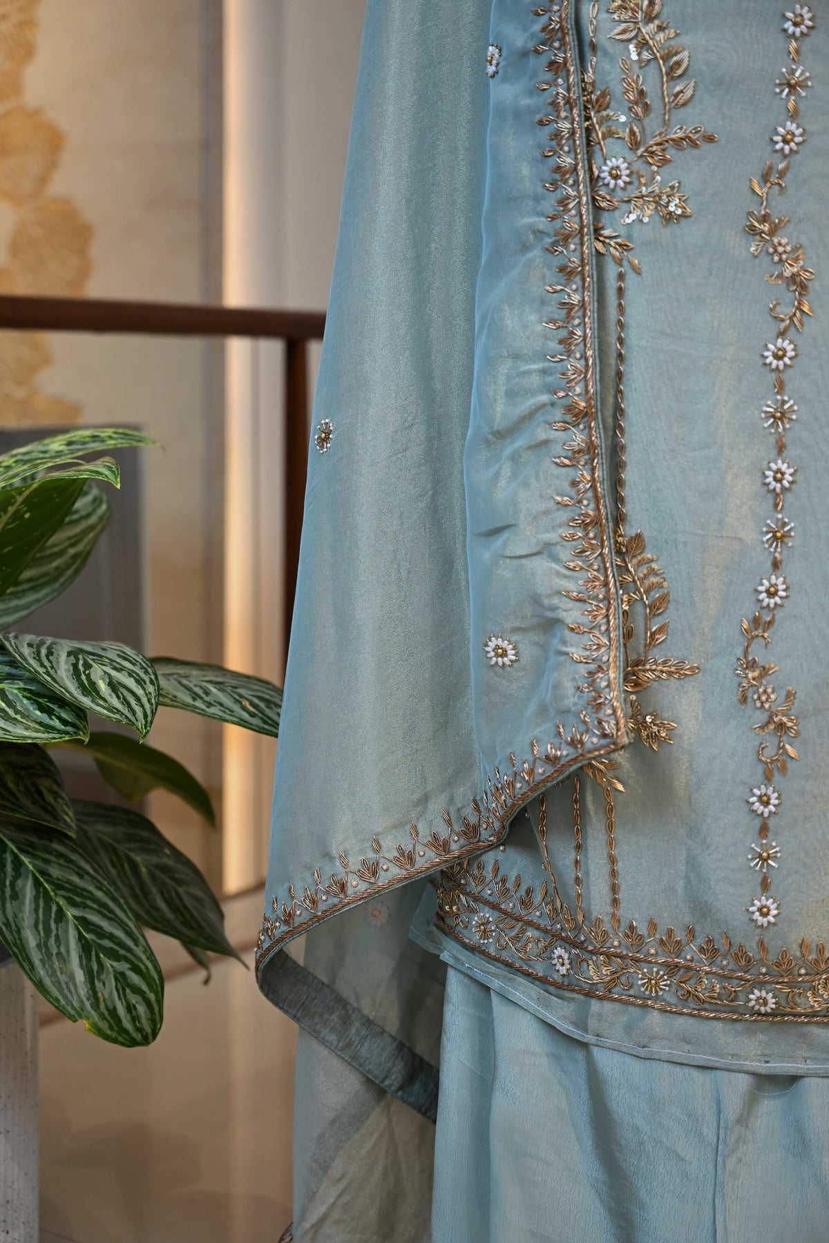 Shimmer Tissue Hand-Embroidered Unstitching Set