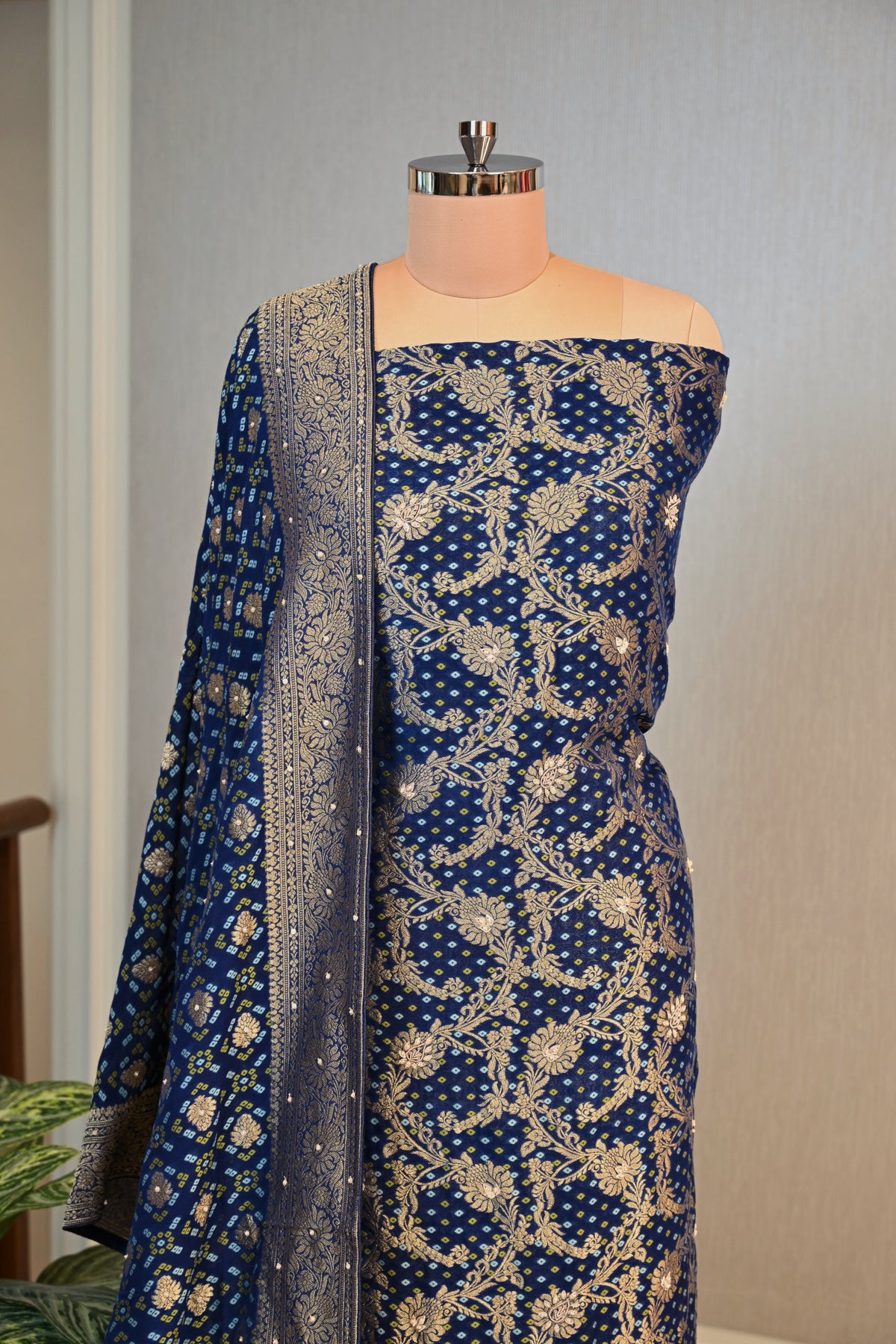 Georgette Banarsi Hand-Embroidered Unstitched Suit